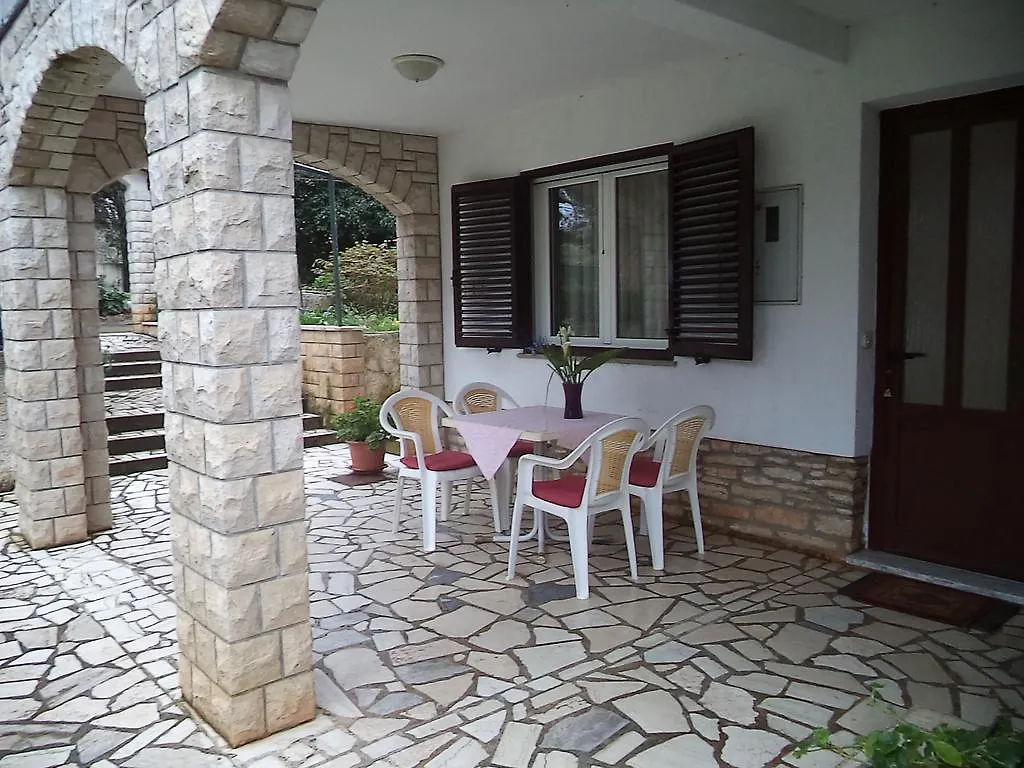 Valeriana Apartment Pula 0*,  Croatia